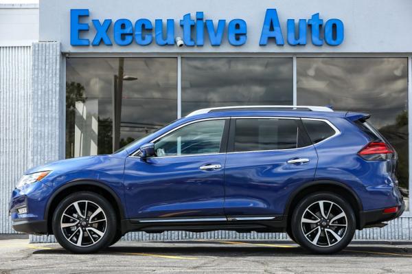 Used 2017 NISSAN ROGUE SL SL