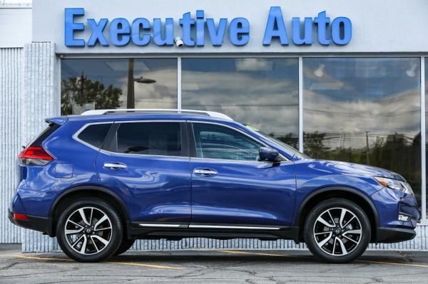 Used 2017 NISSAN ROGUE SL SL