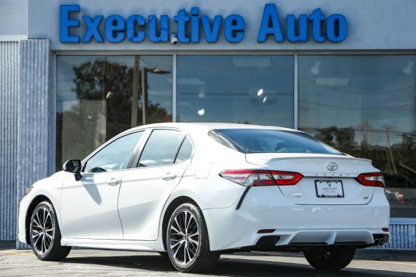 Used 2018 Toyota CAMRY SE L