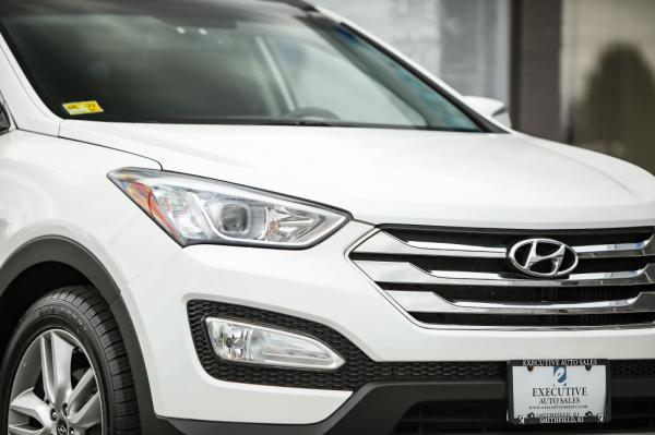 Used 2015 HYUNDAI SANTA FE SPORT