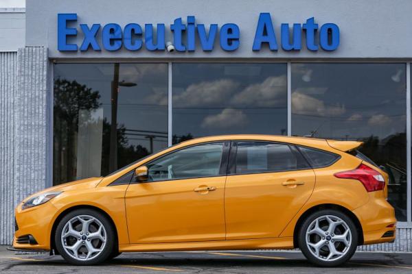 Used 2013 FORD FOCUS ST ST