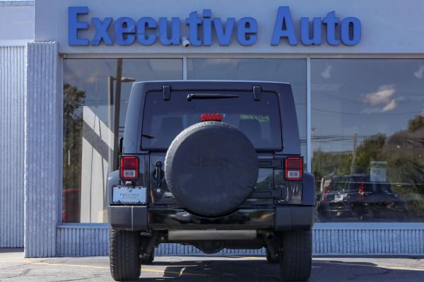 Used 2017 JEEP WRANGLER UNLIMI SAHARA