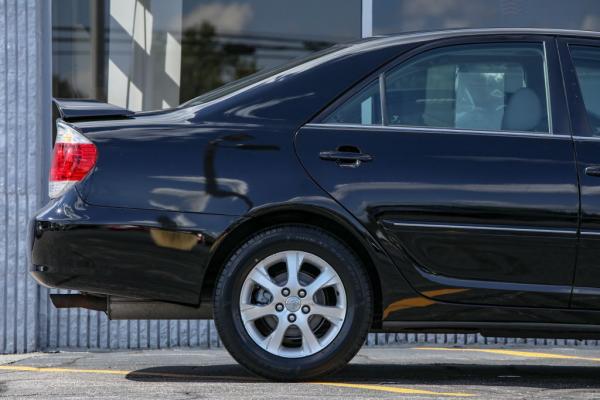 Used 2005 Toyota CAMRY XLE XLE