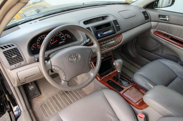 Used 2005 Toyota CAMRY XLE XLE