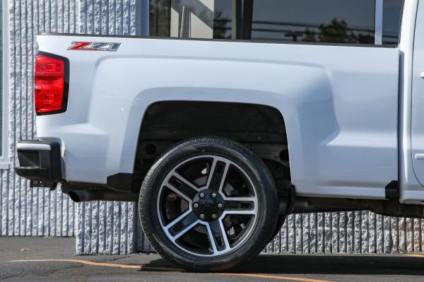 Used 2017 CHEVROLET SILVERADO 1500 LT