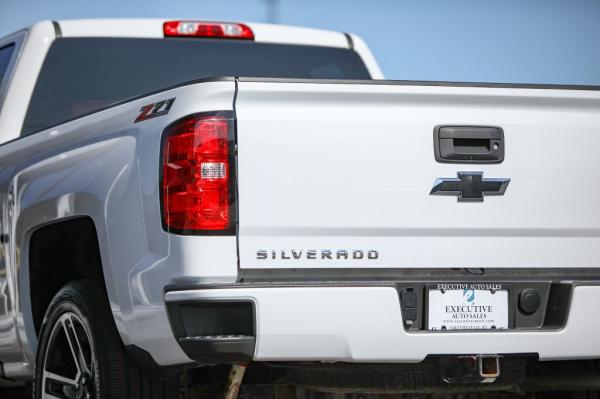 Used 2017 CHEVROLET SILVERADO 1500 LT