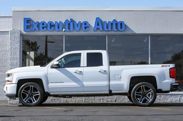 Used 2017 CHEVROLET SILVERADO 1500 LT