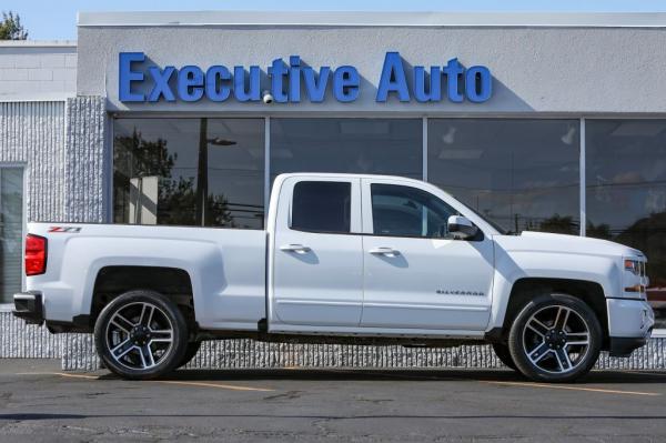 Used 2017 CHEVROLET SILVERADO 1500 LT