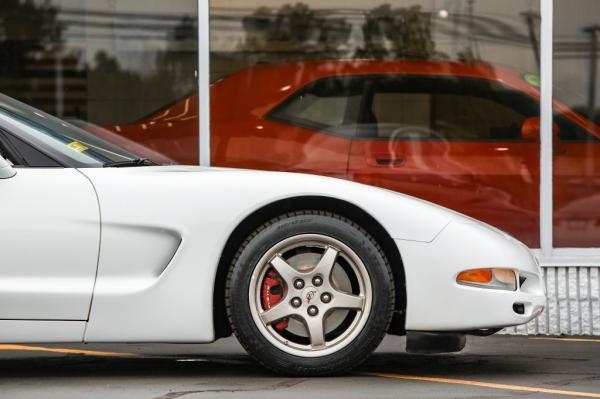 Used 2004 CHEVROLET CORVETTE