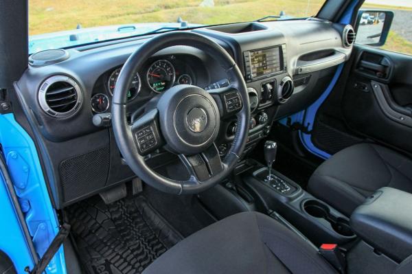 Used 2017 JEEP WRANGLER UNLIMI SPORT