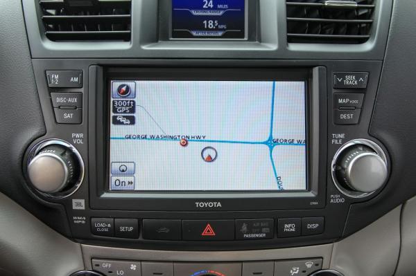 Used 2012 Toyota HIGHLANDER SE BASE