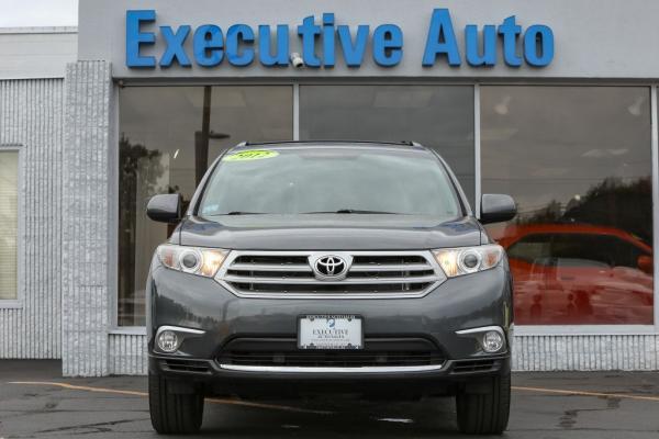 Used 2012 Toyota HIGHLANDER SE BASE