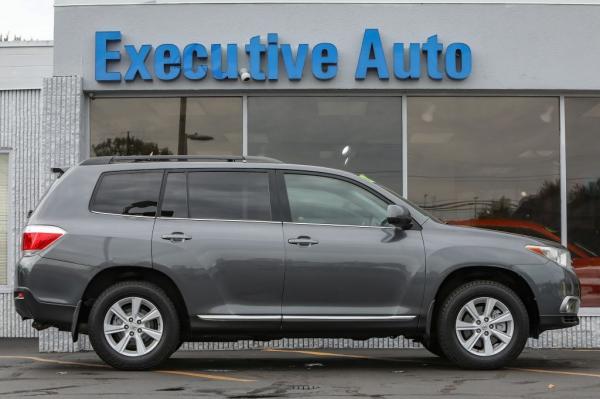 Used 2012 Toyota HIGHLANDER SE BASE