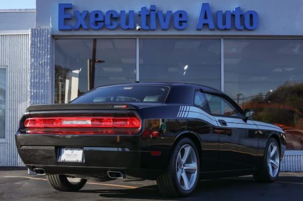 Used 2009 DODGE CHALLENGER SRT8 SRT 8