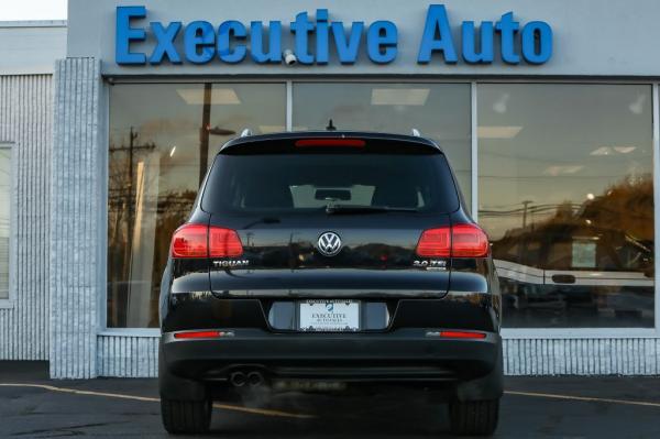 Used 2012 VOLKSWAGEN TIGUAN S