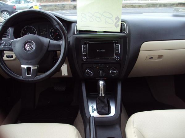 Used 2012 VOLKSWAGEN JETTA SE SE