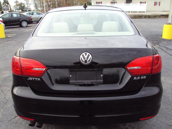 Used 2012 VOLKSWAGEN JETTA SE SE
