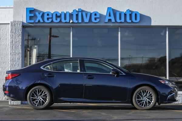 Used 2017 LEXUS ES350 350