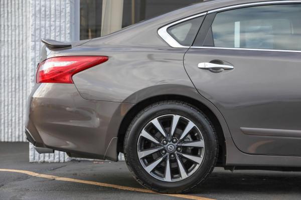 Used 2016 NISSAN ALTIMA 25 SL 25 sl