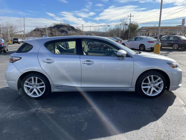 Used 2016 LEXUS CT200 200