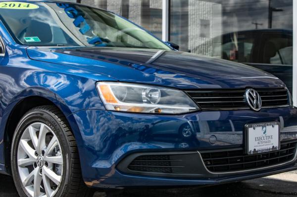 Used 2014 VOLKSWAGEN JETTA SE SE