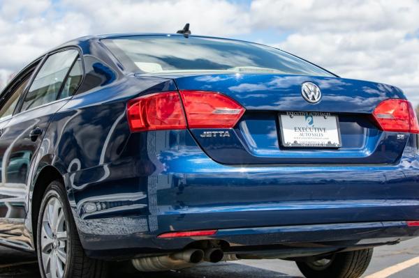 Used 2014 VOLKSWAGEN JETTA SE SE