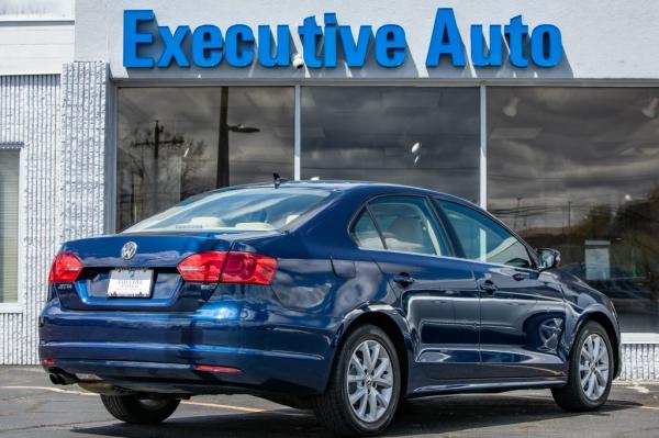 Used 2014 VOLKSWAGEN JETTA SE SE