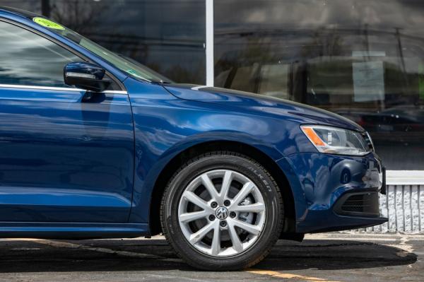 Used 2014 VOLKSWAGEN JETTA SE SE