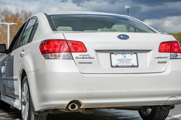 Used 2013 SUBARU LEGACY 25I PRE 25I PREMIUM