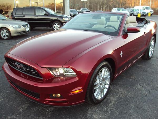 Used 2014 FORD MUSTANG convertible